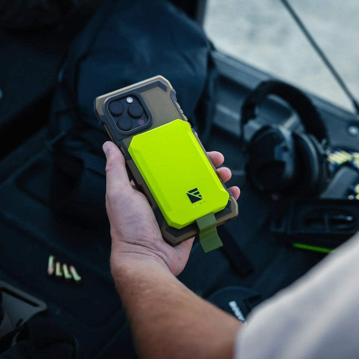 Dark Energy Poseidon Nano Magnetic Power Bank