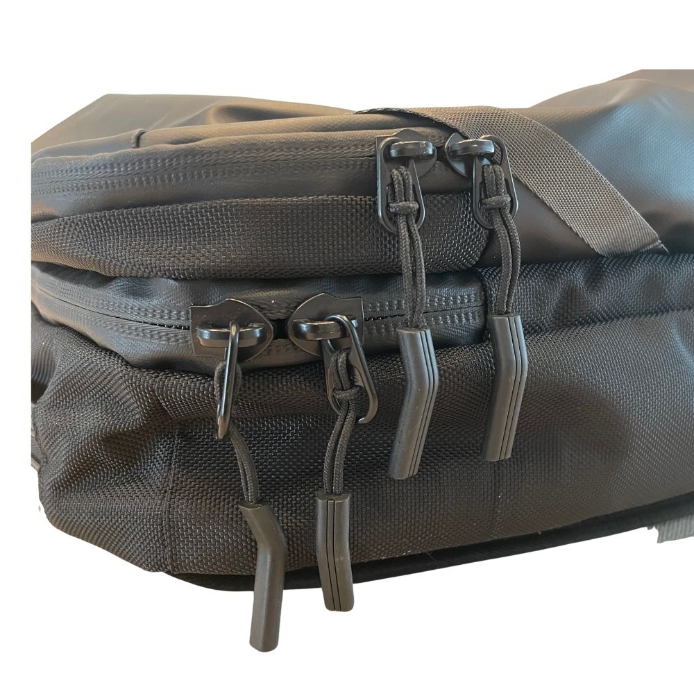 Island Hopper Travel Backpack 28L